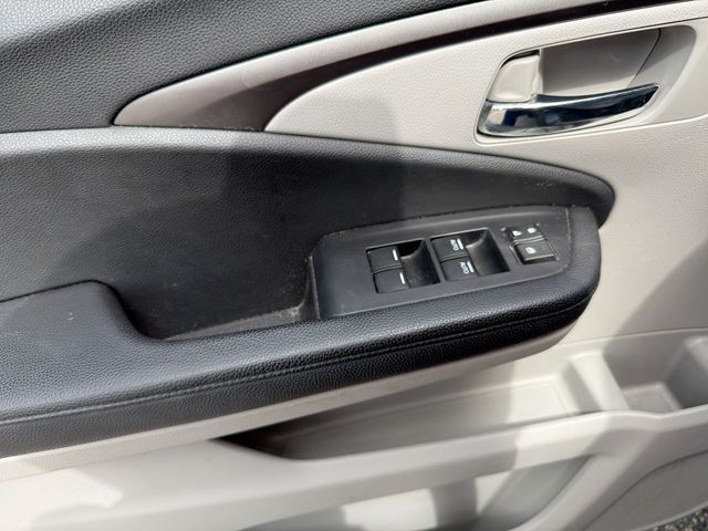 Used 2020  Honda LX image 15
