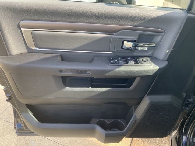 2023 Ram 1500 Classic SLT - Diamond Black Crystal Pearlcoat exterior view 13