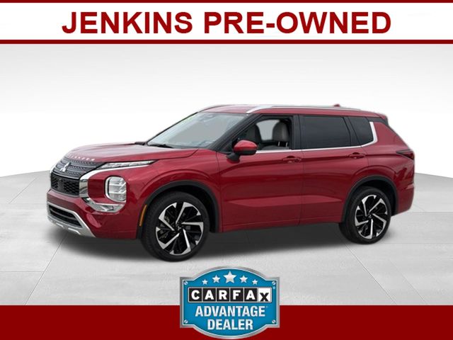 Red 2023 Mitsubishi Outlander SUV / Crossover Front-Wheel Drive Continuously Variable Transmission