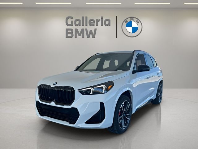 2026 BMW X1 28i's photo