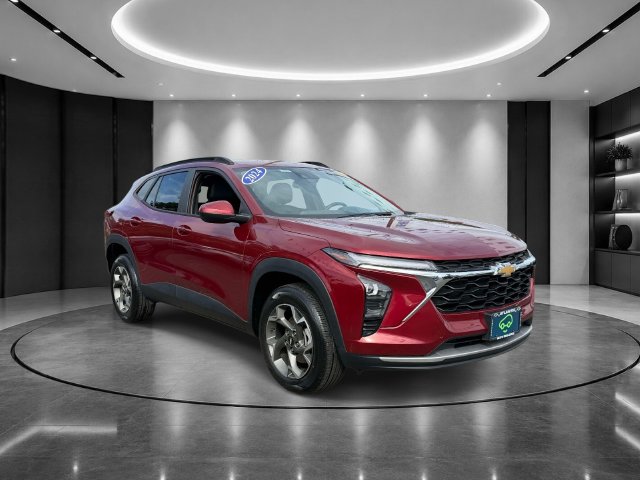 Used 2024 Chevrolet Trax SUV