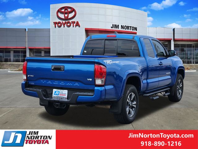 Used 2017 Toyota Tacoma Truck