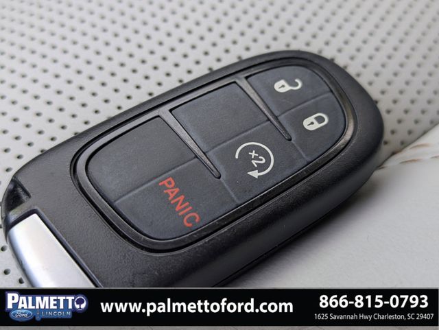 used 2020 Jeep Cherokee car, priced at $21,469