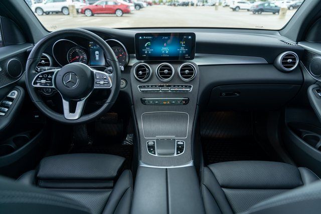 2021 Mercedes-Benz GLC GLC 300 14