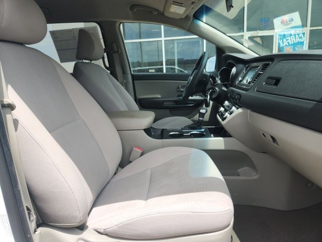 Certified Used 2021 White Kia LX image 9