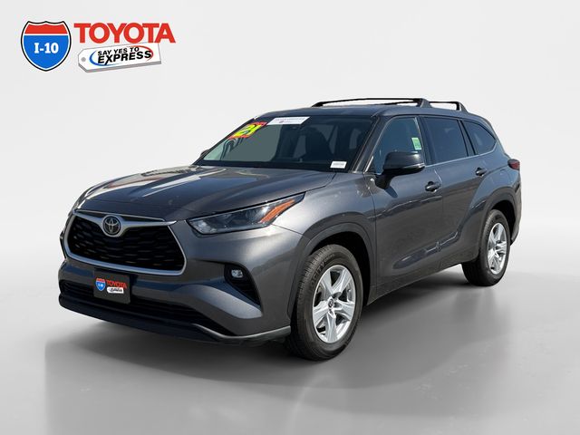 2021 Toyota Highlander LE 4x2 V6's photo