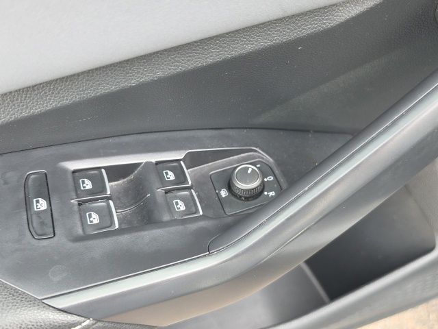 Used 2025 Volkswagen Jetta Sedan