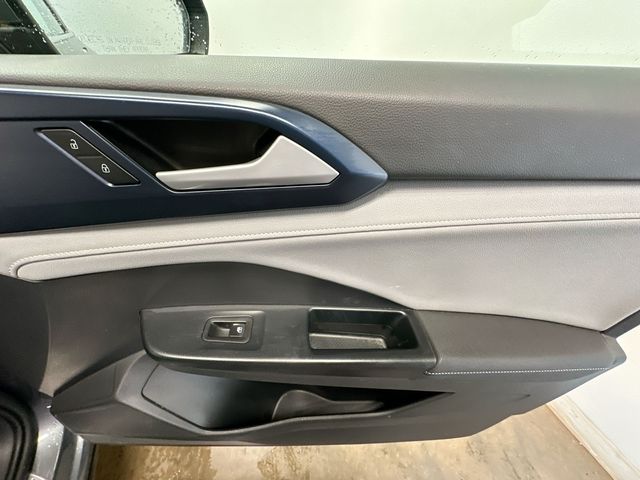 2024 Volkswagen Taos 1.5T SE Gray at Subaru and VW of Moon Township