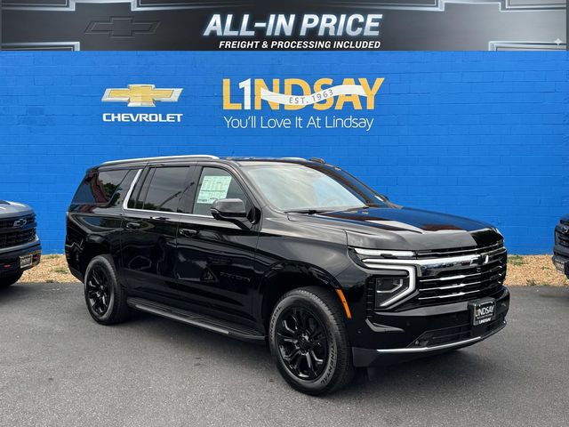 Black 2026 Chevrolet Suburban LT 4WD SUV / Crossover Four-Wheel Drive