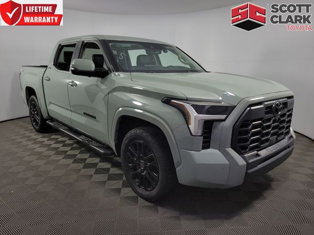 2022 Toyota Tundra SR5 3.4L 4WD CrewMax 5.5' Bed's photo