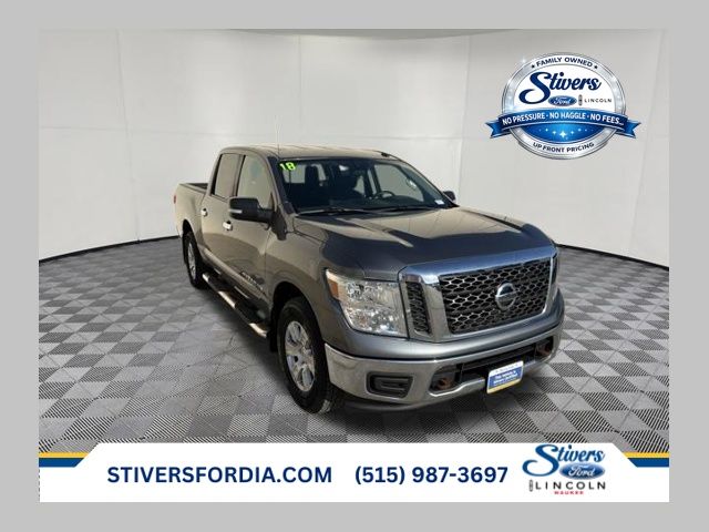 Gray (Gun Metallic) 2018 Nissan Titan Pickup Truck Four-Wheel Drive 7-Speed Automatic
