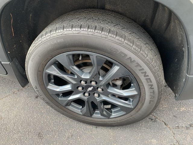 2021 Chevrolet Traverse RS photo