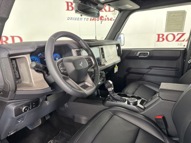 2025 Shadow Black Ford Bronco Outer Banks 4X4 SUV
