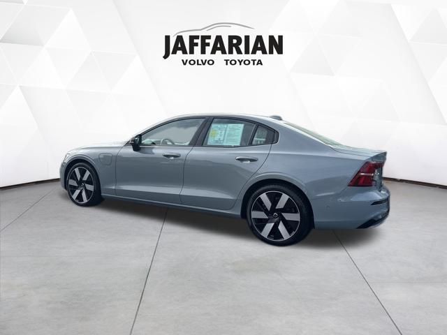2024 Volvo S60 Recharge Ultimate photo 3