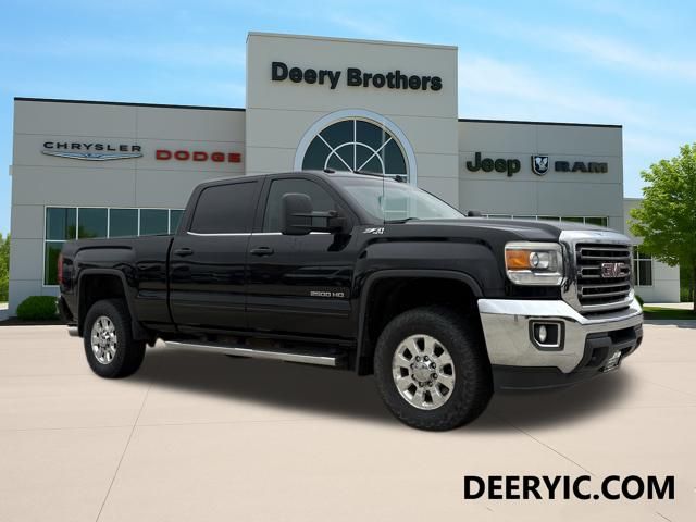 Onyx Black 2015 GMC Sierra 2500HD SLE Crew Cab SB 4WD Pickup Truck Four-Wheel Drive 6-Speed Automatic