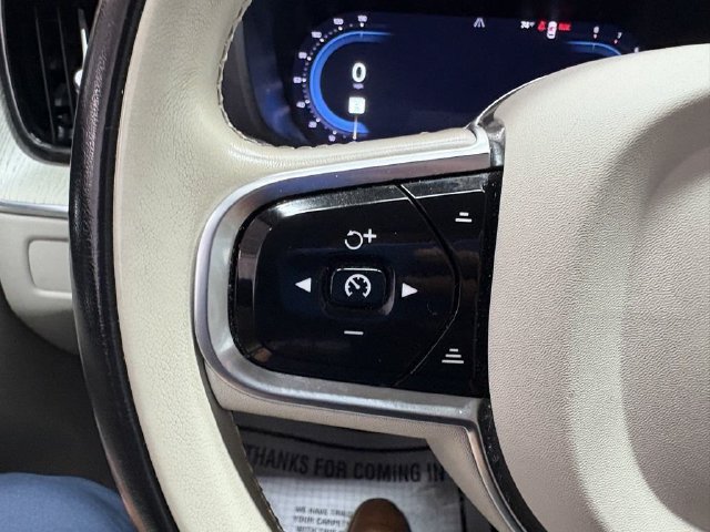 2024 Volvo XC60 Plus - Photo 30