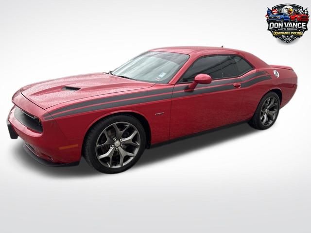 Redline Red Tricoat Pearl 2015 Dodge Challenger R/T RWD Coupe Rear-Wheel Drive 8-Speed Automatic