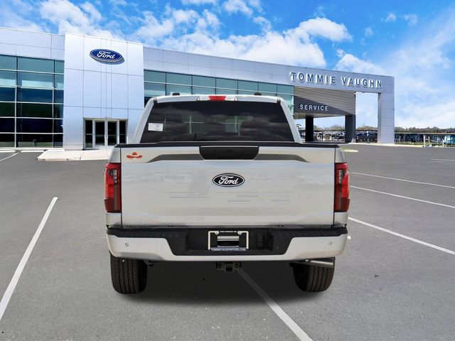 View vehicle photo 3