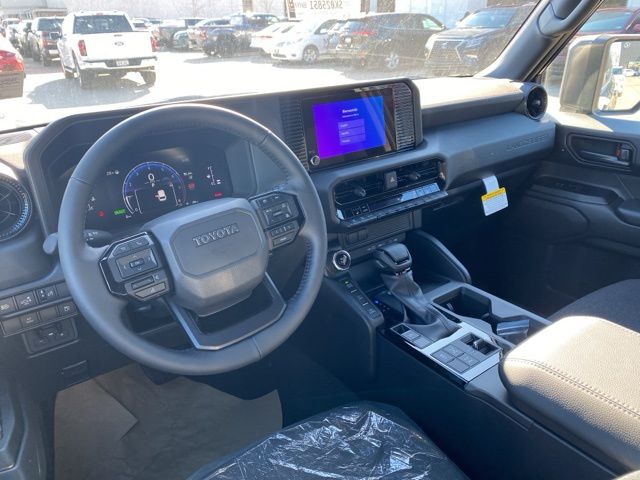 2025 Toyota Land Cruiser  photo