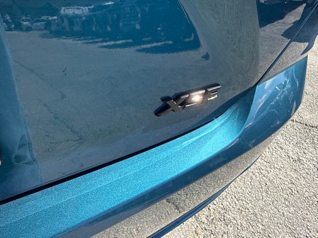 2025 Toyota Camry XSE - Photo 10