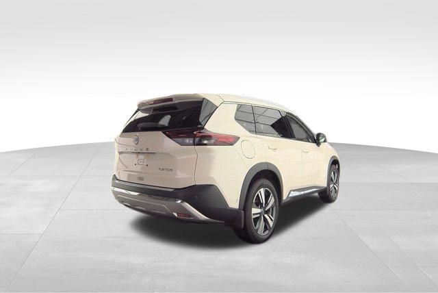 2023 Nissan Rogue Platinum 4