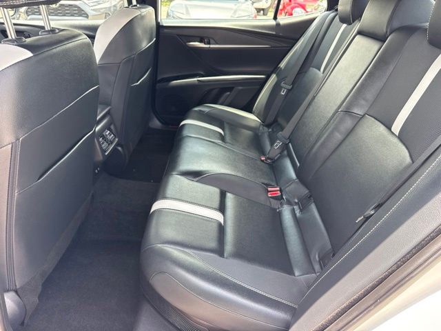 2025 Toyota Camry SE - Photo 19