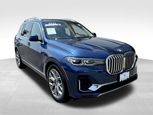 2022 BMW X7 xDrive40i 3