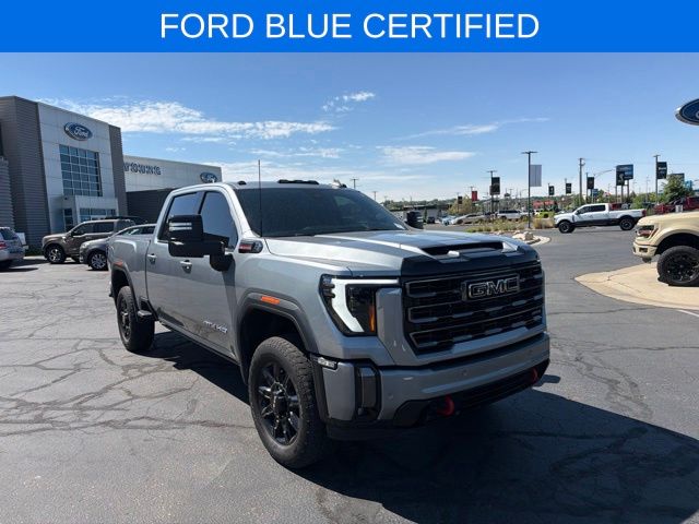 2024 GMC Sierra 3500HD AT4 Crew Cab 4WD