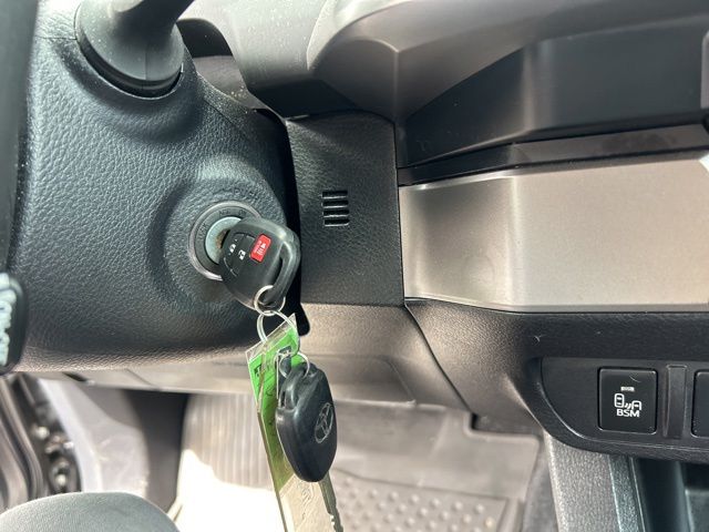 2022 Toyota Tacoma SR5 - Photo 27