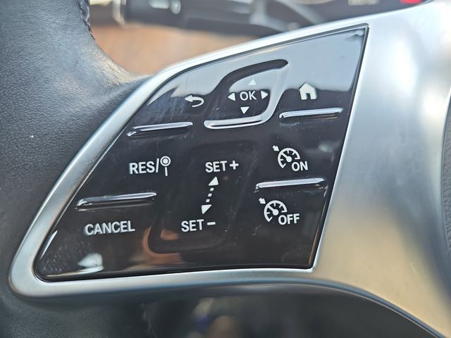 Used 2022 Black Mercedes-Benz C 300 image 17