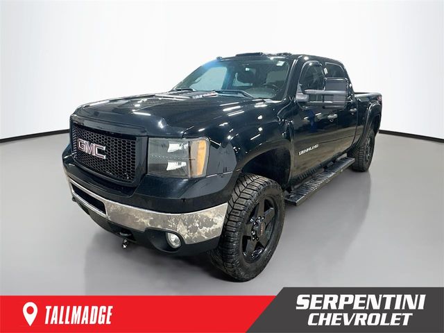 Onyx Black 2014 GMC Sierra 2500HD SLE Crew Cab SB 4WD Pickup Truck Four-Wheel Drive 6-Speed Automatic Overdrive