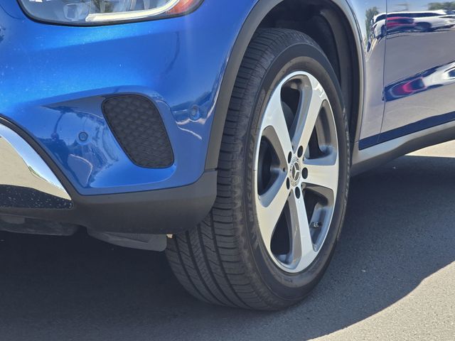 Used 2022 Starling Blue Metallic Mercedes-Benz GLC 300 image 22