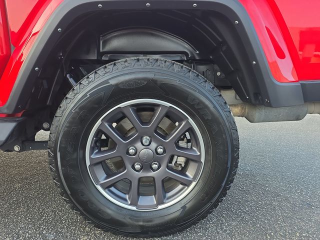 Used 2021 Firecracker Red Clearcoat Jeep Overland image 32