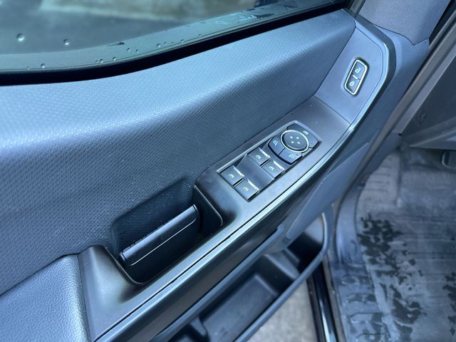 Used 2022 Black Ford XL image 13