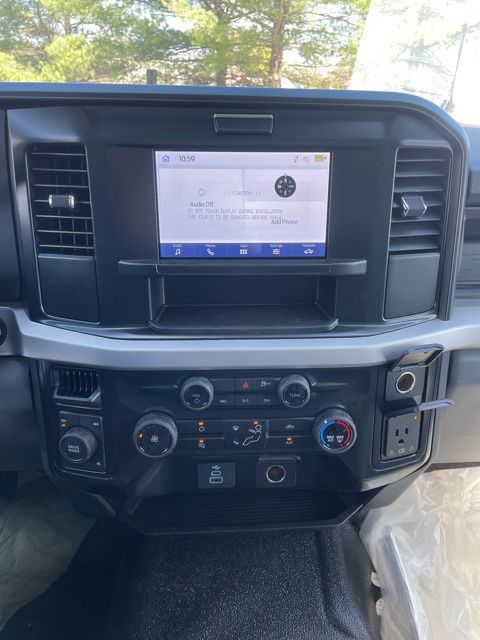 2025 Ford F-600 Super Duty 