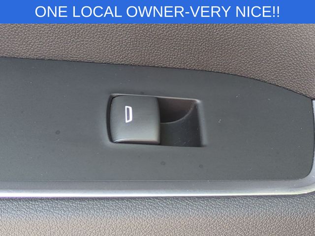 Used 2025 Silver GMC Elevation image 30