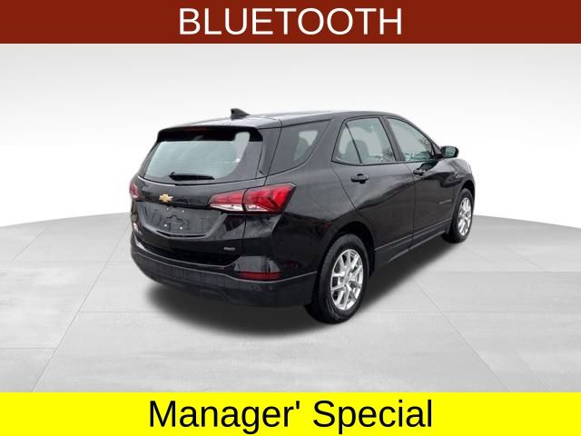 2022 Chevrolet Equinox LS photo