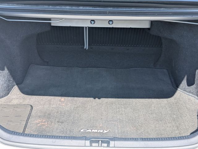 2015 Toyota Camry - Image 27