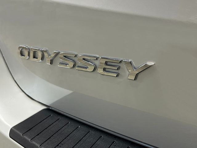 2025 Honda Odyssey Touring 9