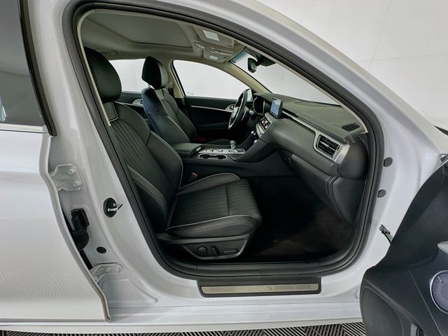 Thumbnail: 2026 Genesis G70 - 30