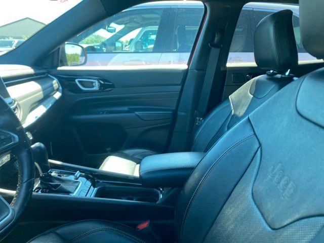 Used 2022 Red Jeep High Altitude image 7