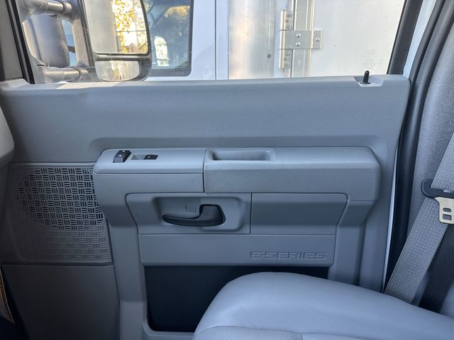 New 2026 White Ford 14FT WORKPORT image 27