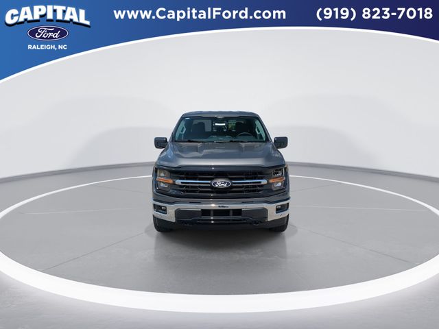 New 2026 Carbonized Gray Metallic Ford XLT image 3