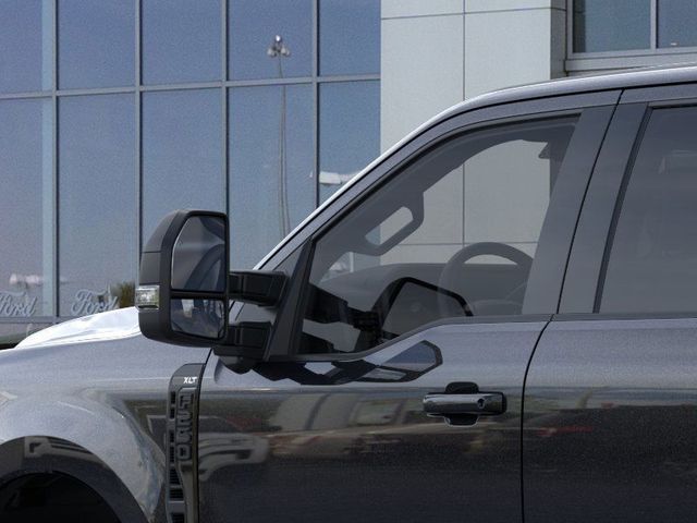 New 2026 Ford Super Duty F-250 XLT 4D Crew Cab