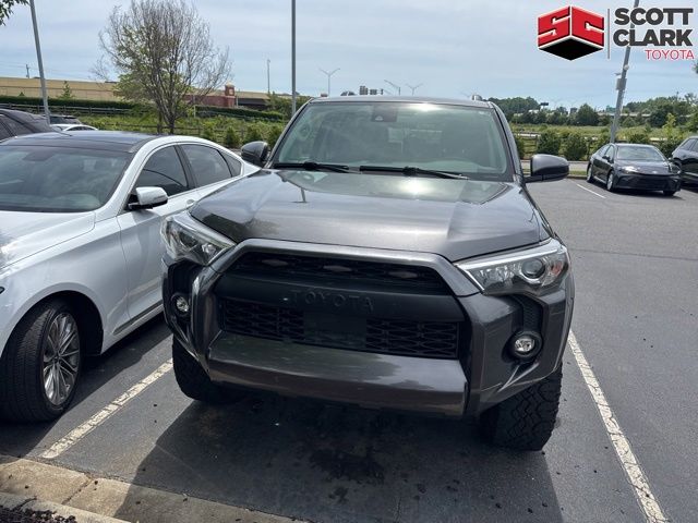 2021 Toyota 4Runner SR5 RWD V6's photo