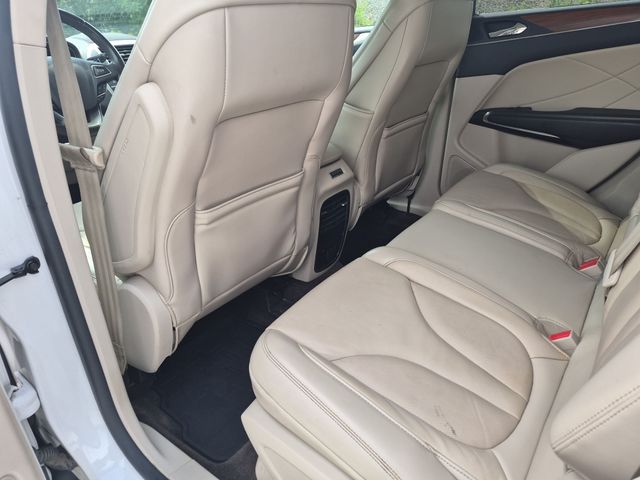 2017 Lincoln MKC - Image 26