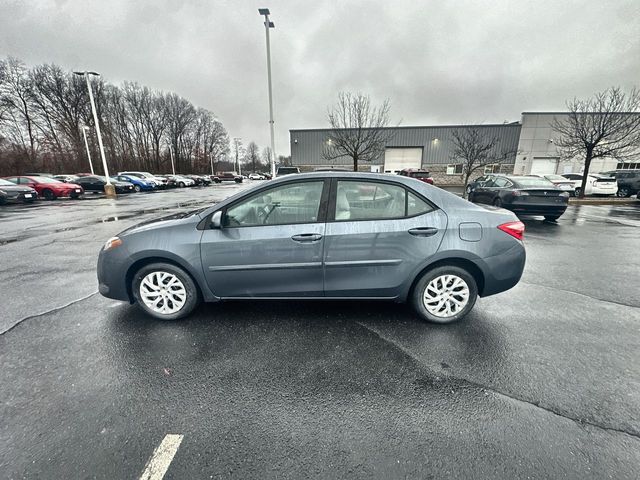 2017 Toyota Corolla LE 5