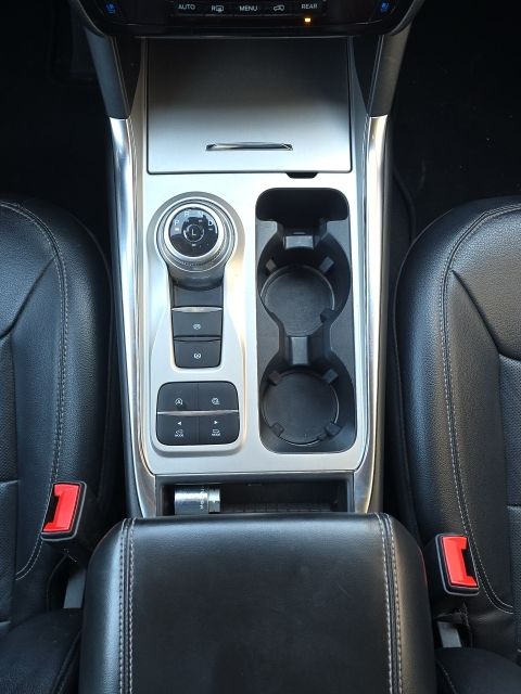 2021 Ford Explorer Limited:168491A