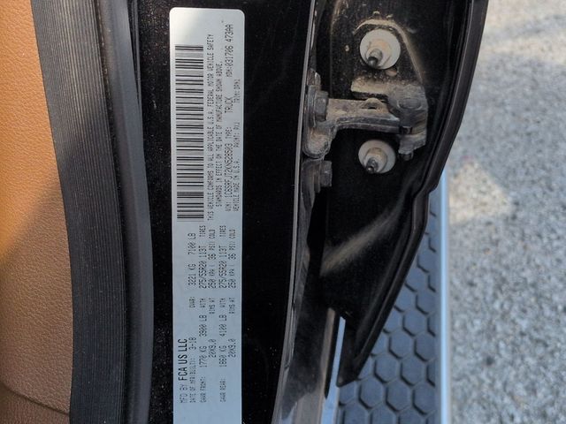 Used 2019 Black Ram Laramie image 39