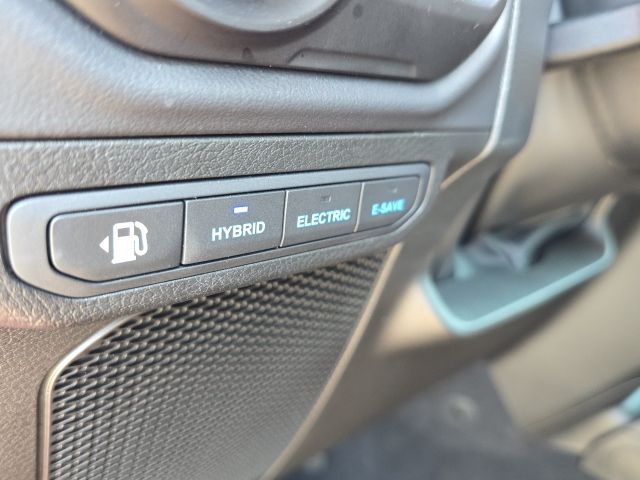 2025 Jeep Wrangler Sahara 4xe:B02116